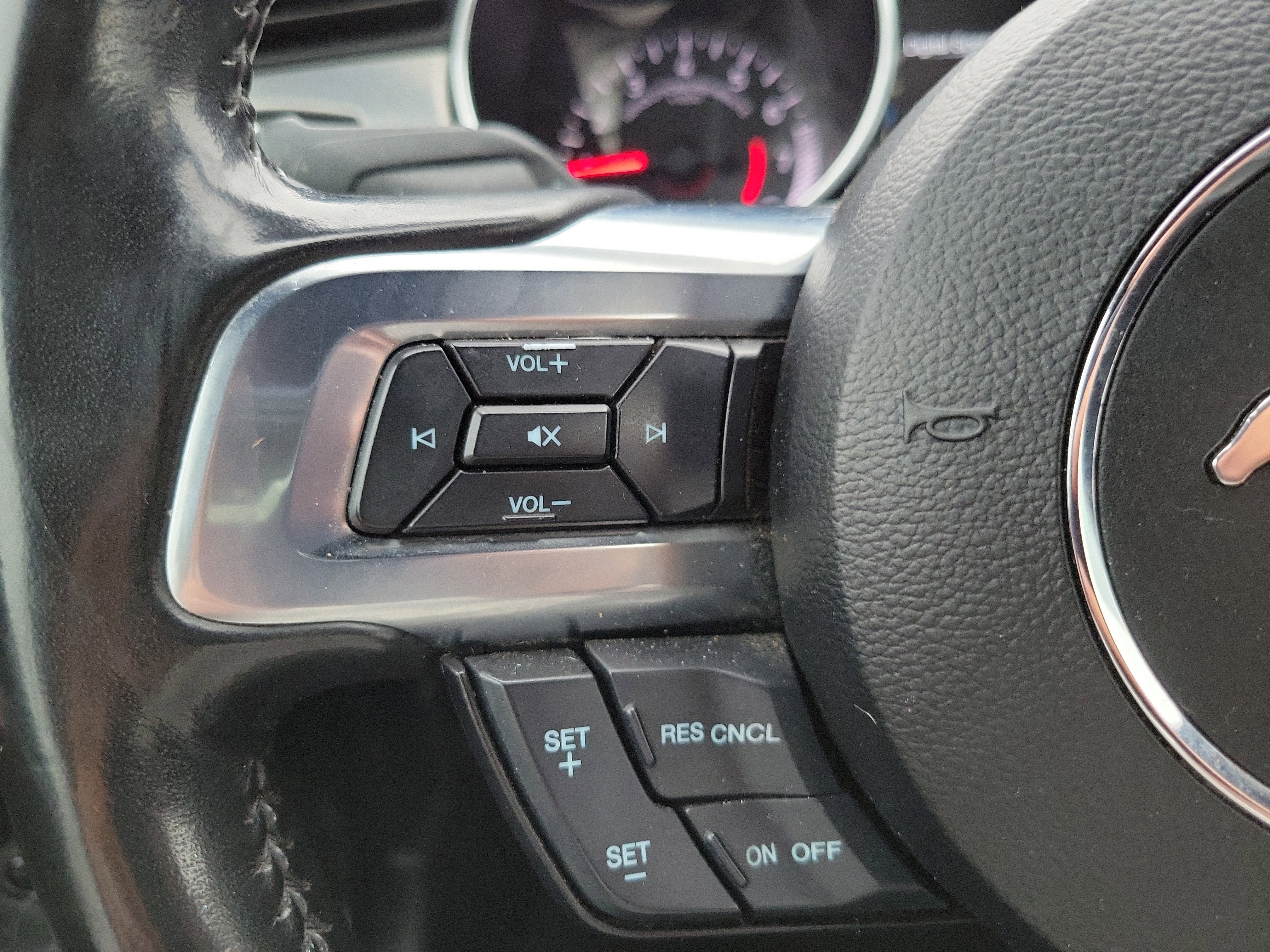 Used 2022 Ford Mustang Premium image 13