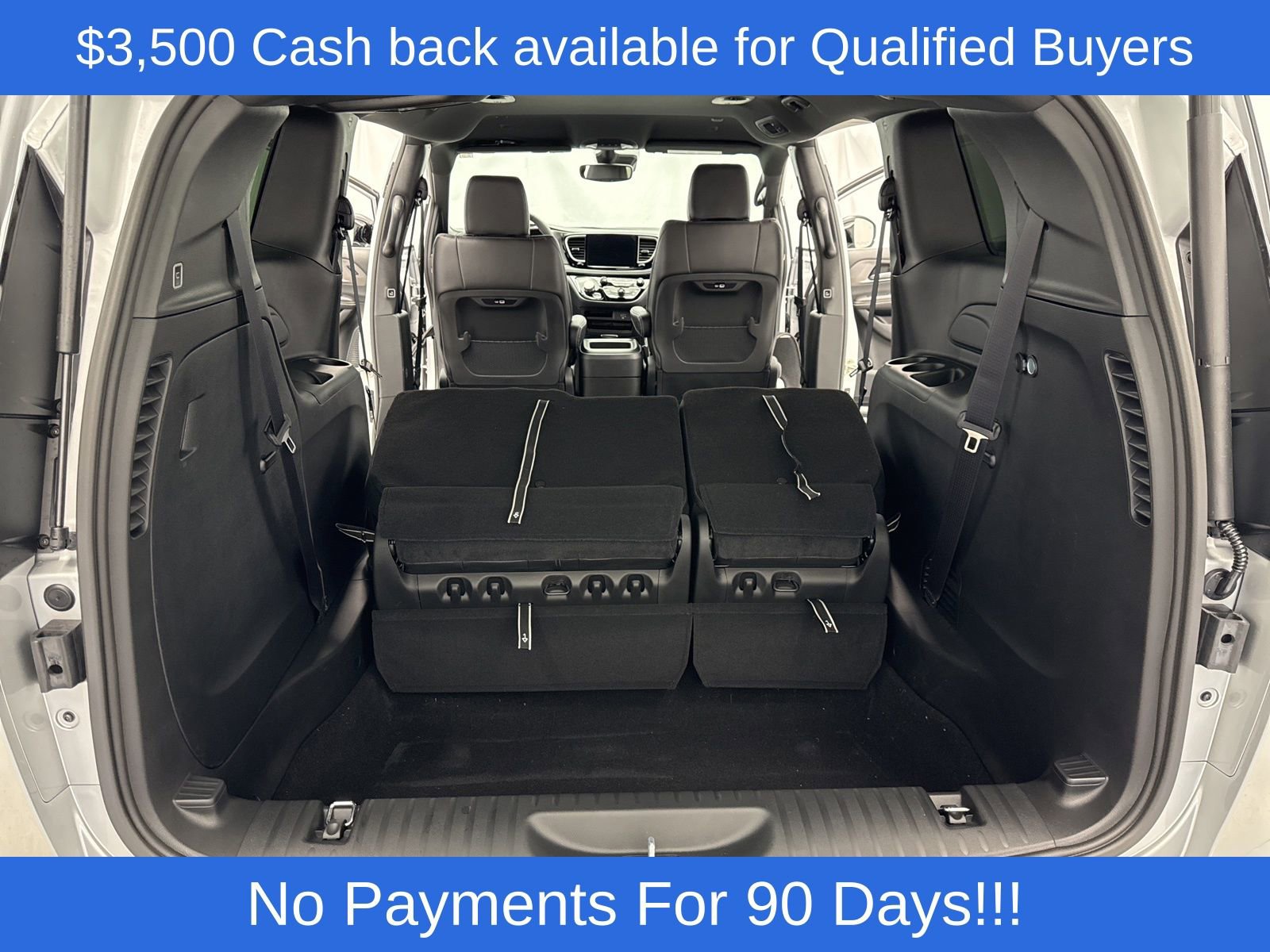 New 2026 Chrysler Pacifica Select image 40