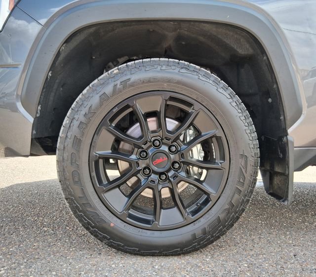Used 2025 Toyota Tundra SR5 AWD/4WD image 10