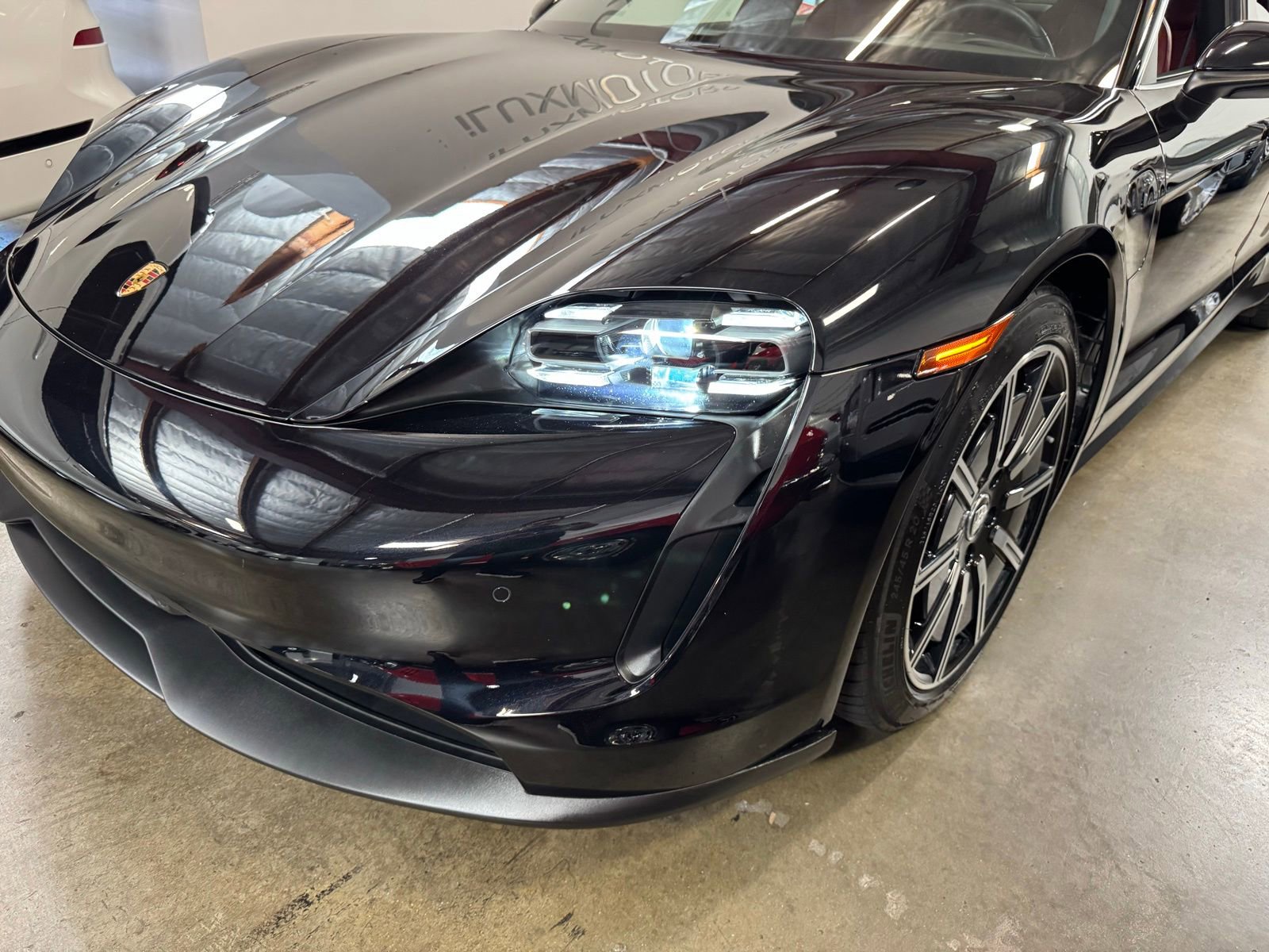 Used 2020 Porsche Taycan 4S AWD/4WD image 4