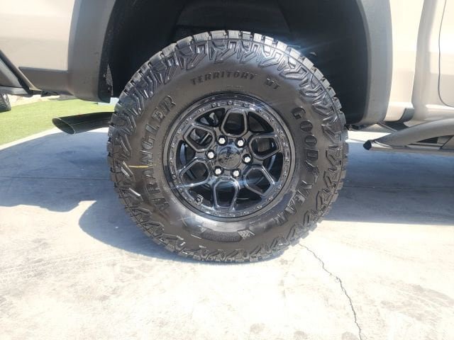 New 2026 Chevrolet Colorado ZR2 w/ ZR2 Bison Edition image 23