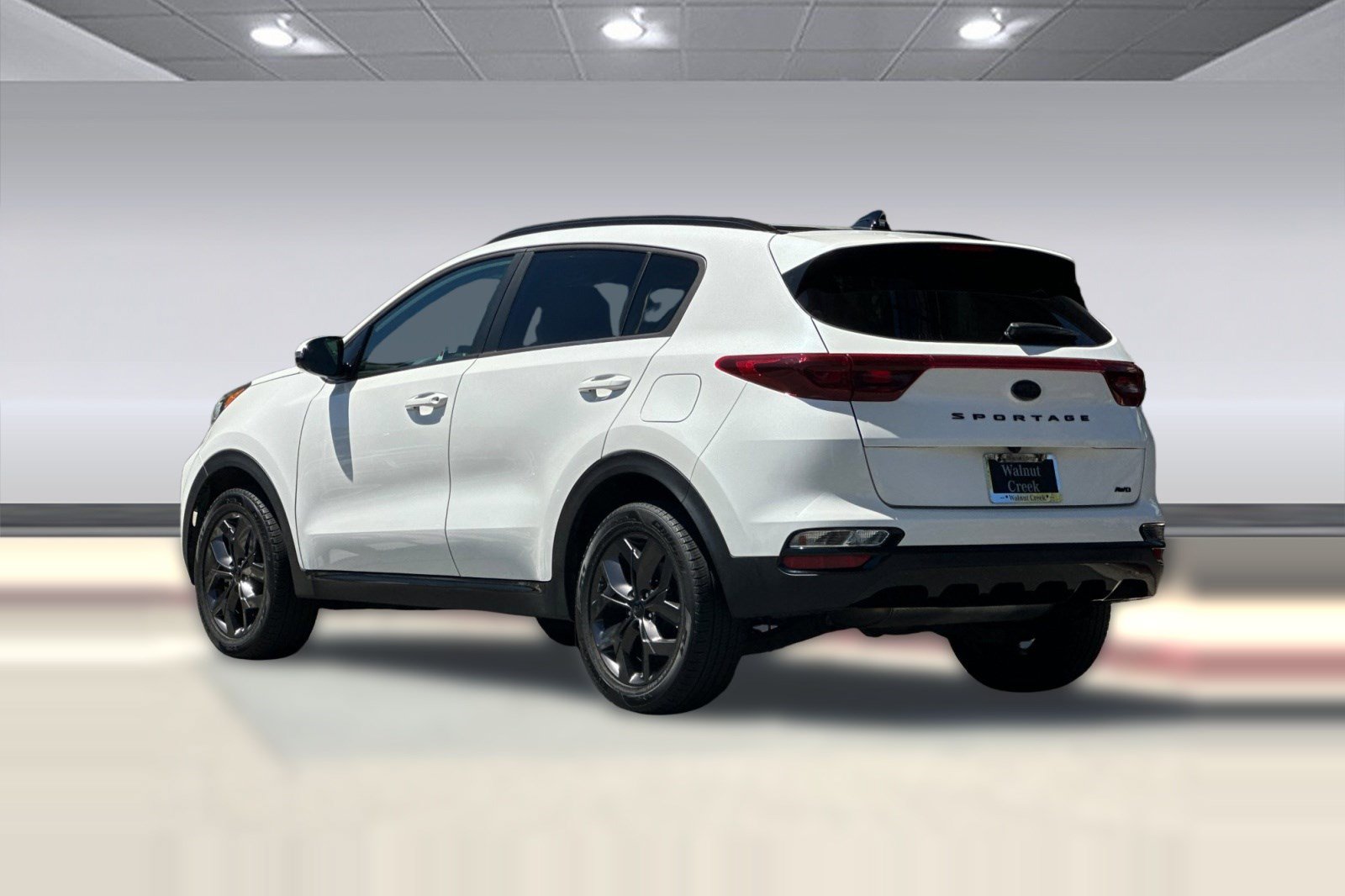 Used 2022 Kia Sportage Nightfall Edition AWD/4WD image 3