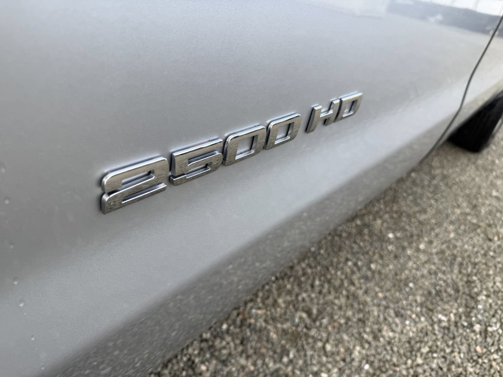 Used 2015 Chevrolet Silverado 2500 W/T RWD image 10