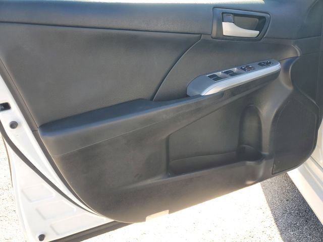 Used 2014 Toyota Camry SE w/ Moonroof Package image 18