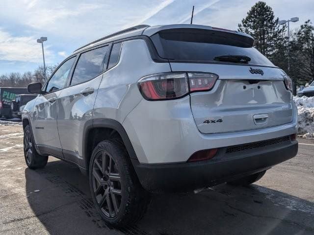 New 2026 Jeep Compass Latitude image 4