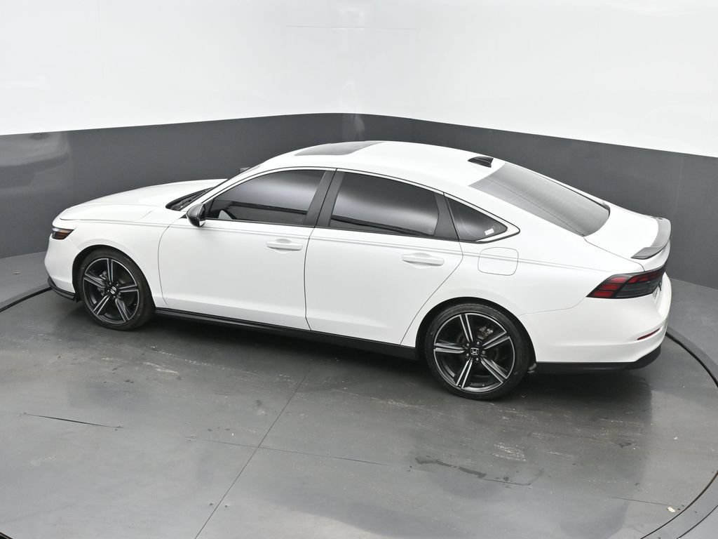 Used 2023 Honda Accord Sport image 39