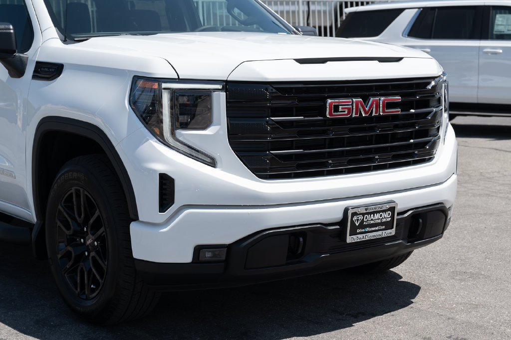 Used 2026 GMC Sierra 1500 Elevation AWD/4WD image 11