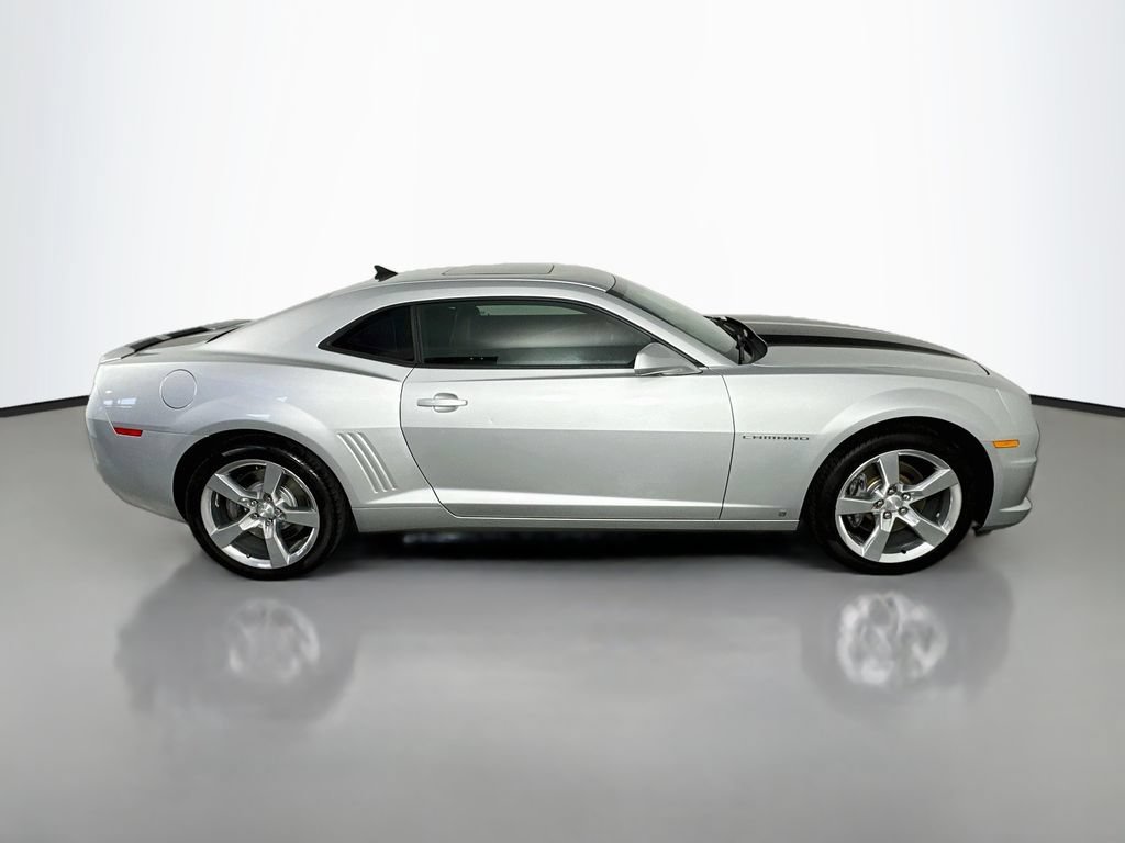 Used 2010 Chevrolet Camaro SS w/ RS Package RWD image 8