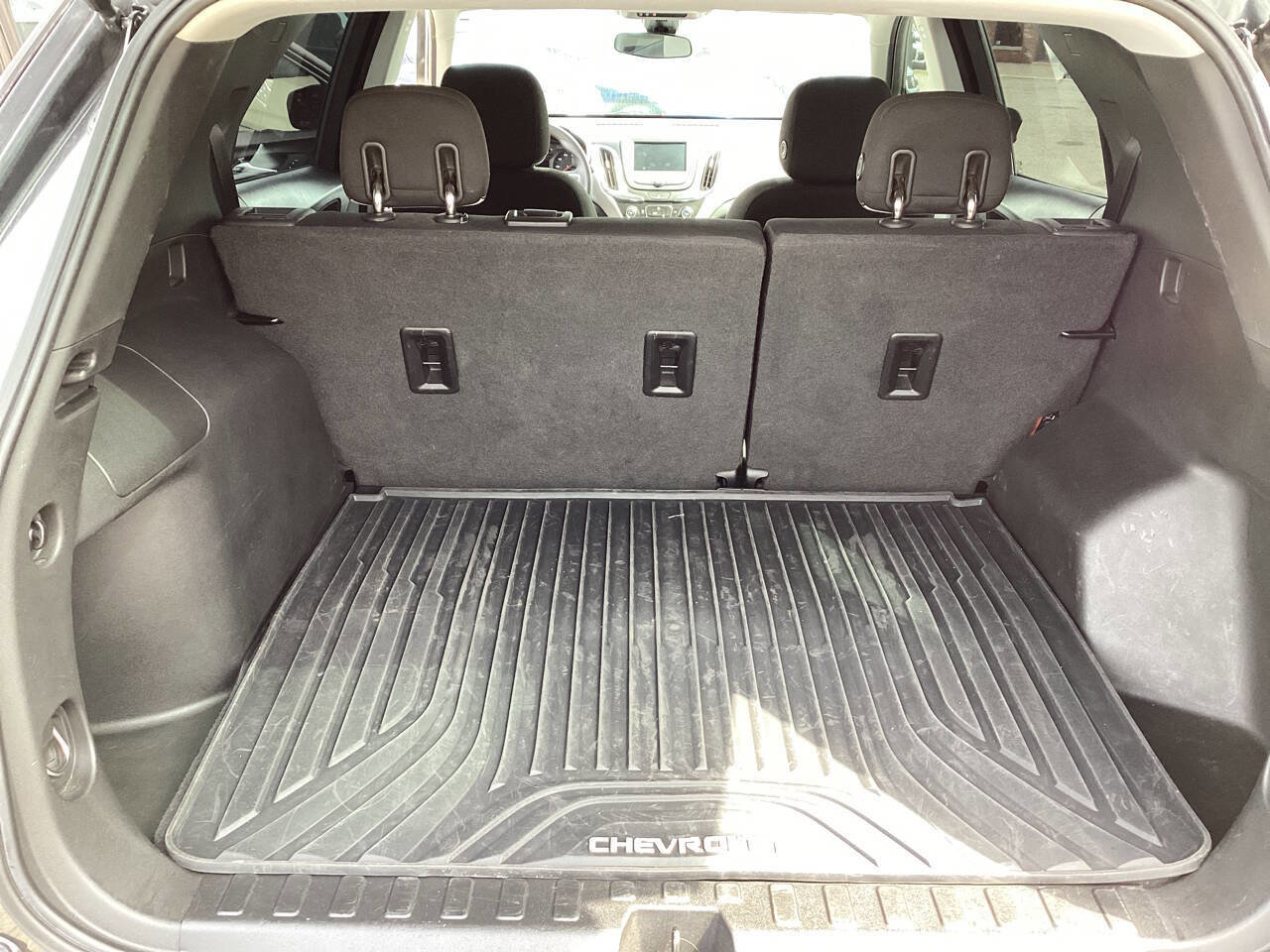 Used 2020 Chevrolet Equinox LS image 22