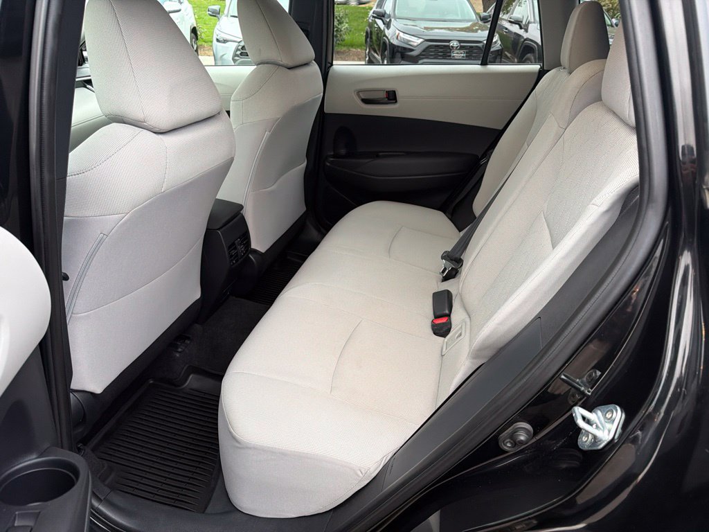 Used 2023 Toyota Corolla Cross LE AWD/4WD image 20