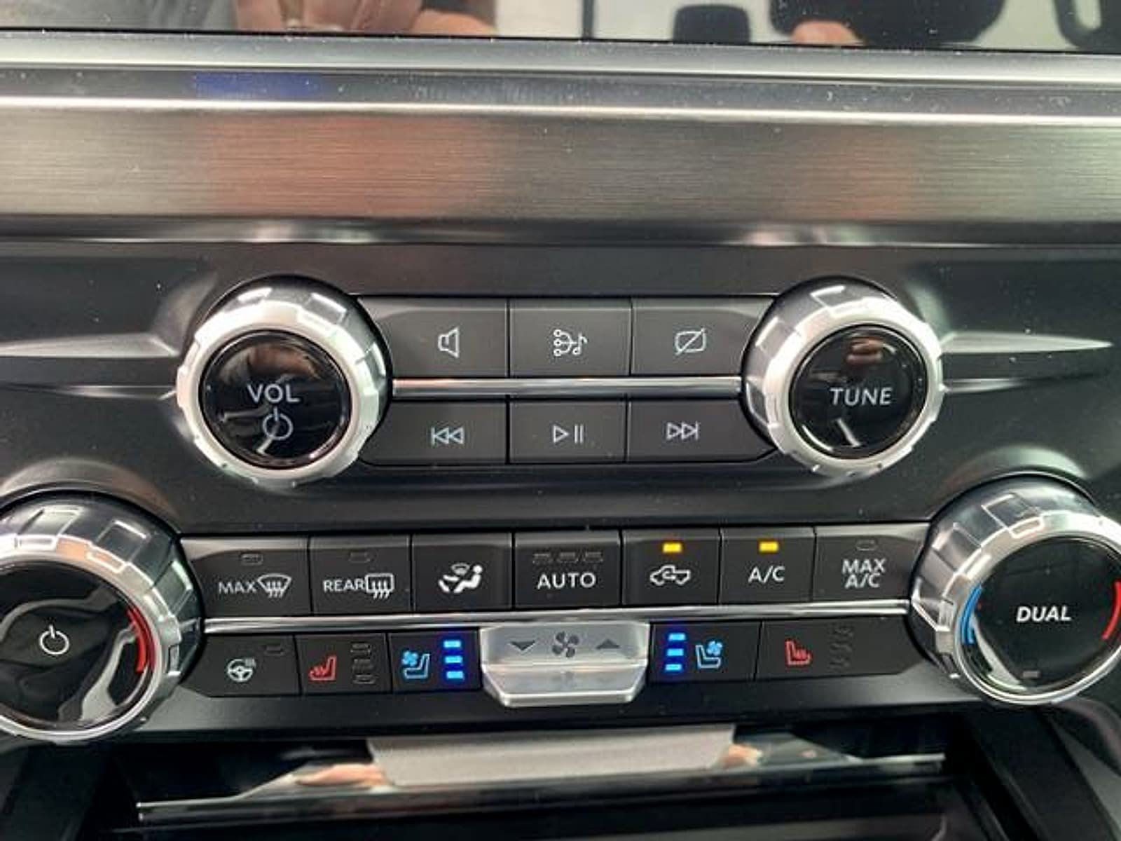New 2024 Ford F250 Lariat w/ Lariat Ultimate Package AWD/4WD image 22