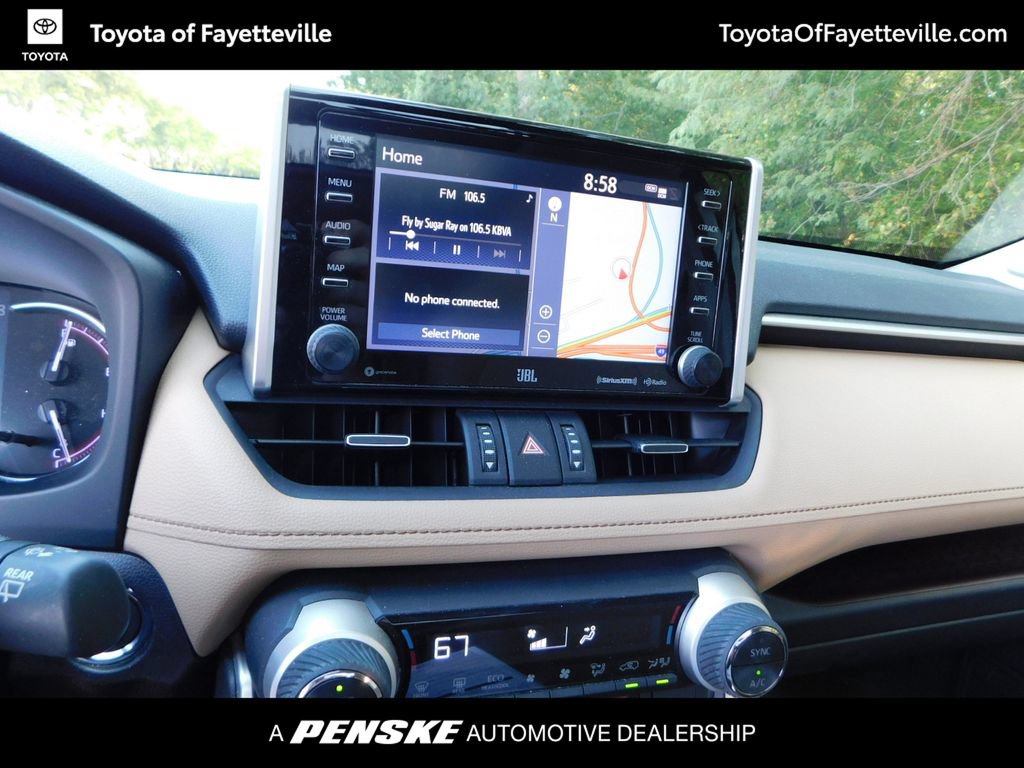 Used 2020 Toyota RAV4 Limited AWD/4WD image 10