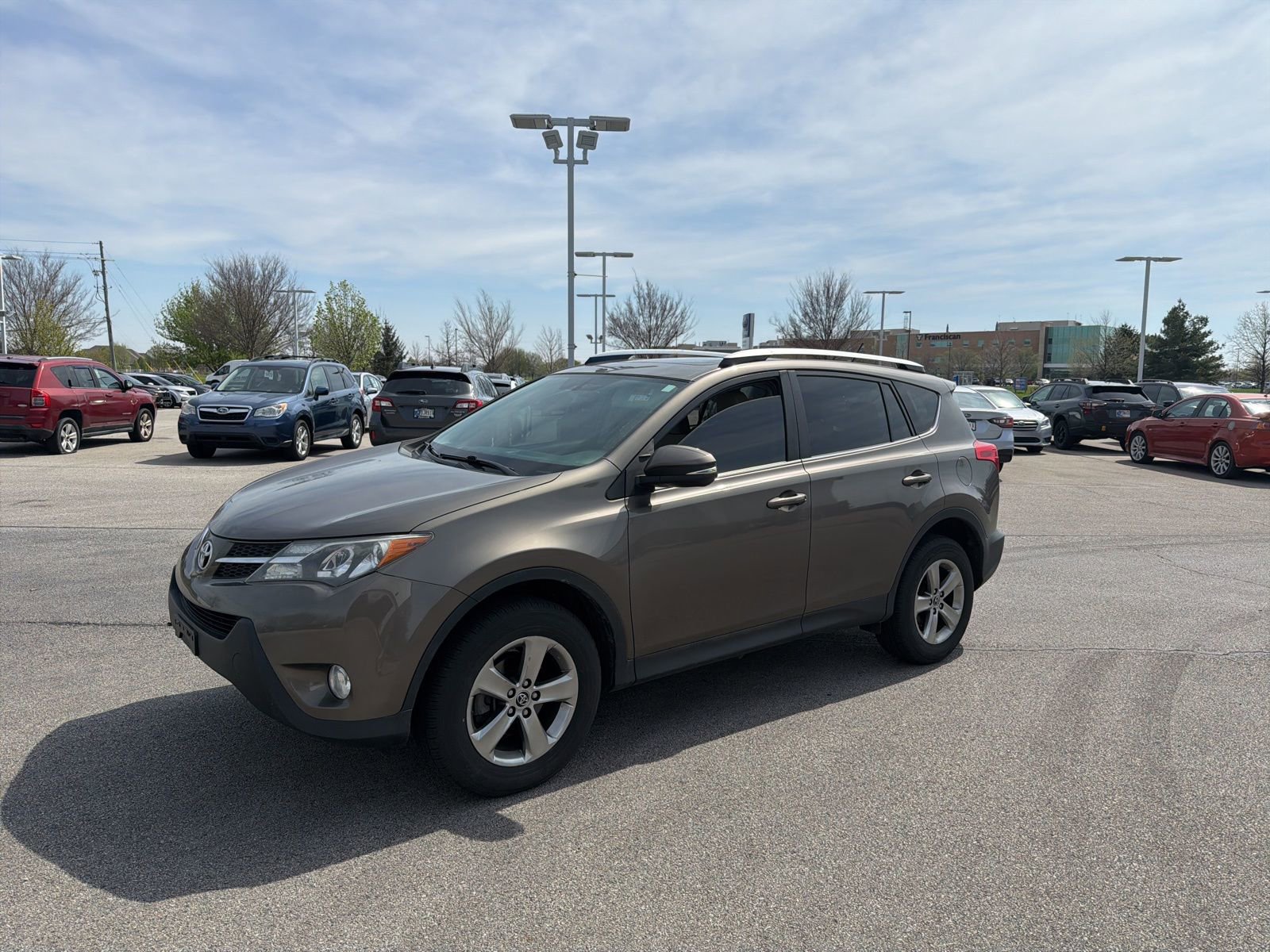 Used 2015 Toyota RAV4 XLE AWD/4WD image 1