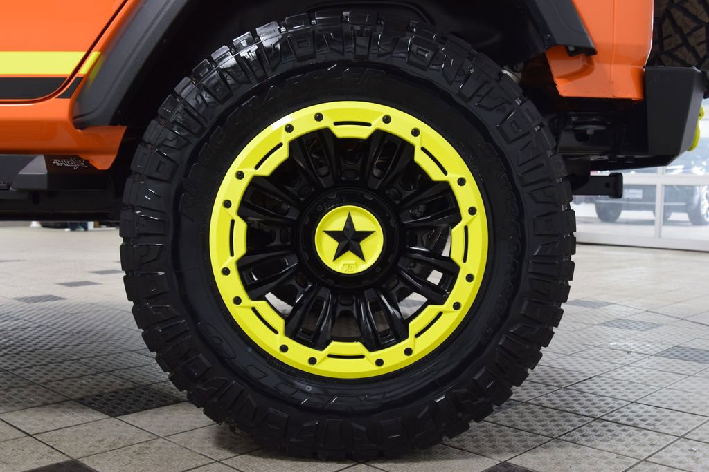 Used 2025 Jeep Wrangler Sport AWD/4WD image 24