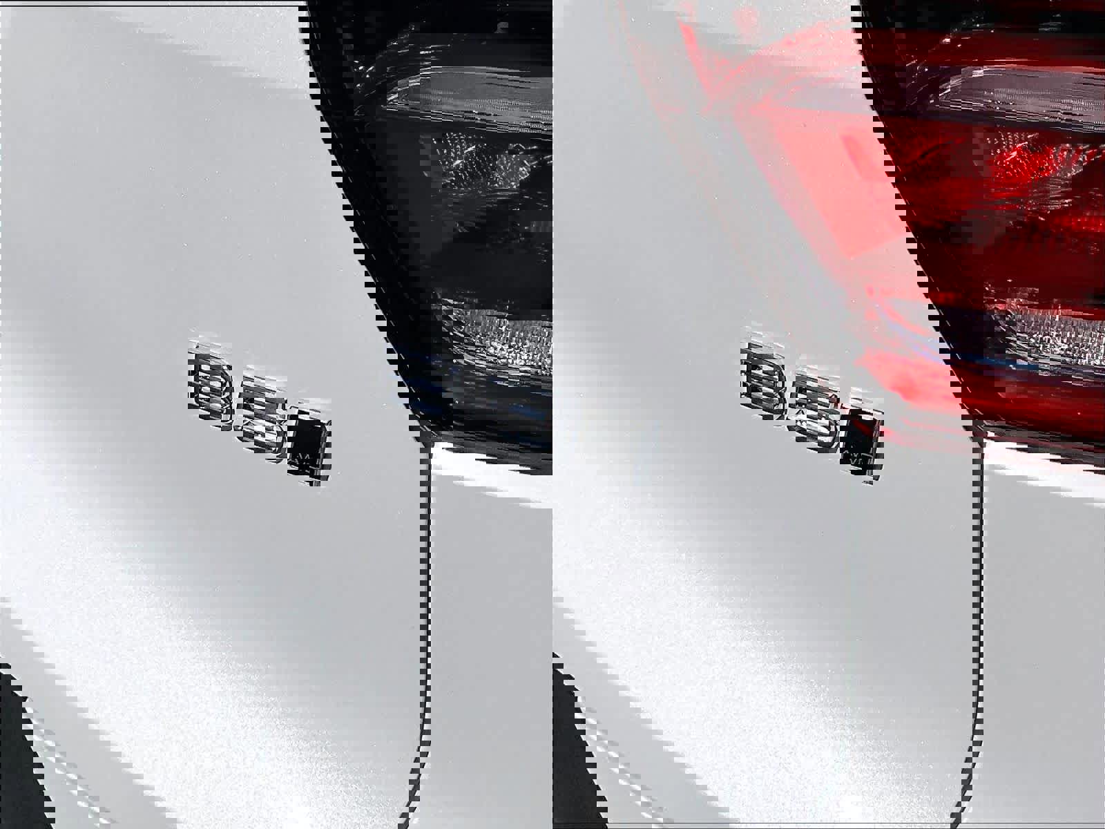 New 2026 Volvo XC40 B5 Plus w/ Protection Package Premier AWD/4WD image 26