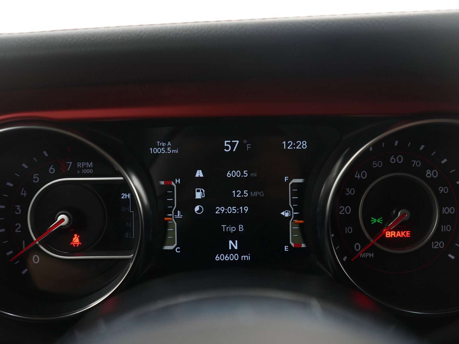 Used 2022 Jeep Gladiator Rubicon w/ Cold Weather Group image 28