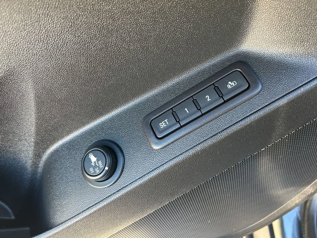 Used 2019 Chevrolet Equinox Premier image 14