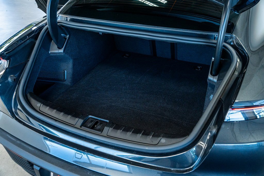 Used 2021 Porsche Taycan image 53