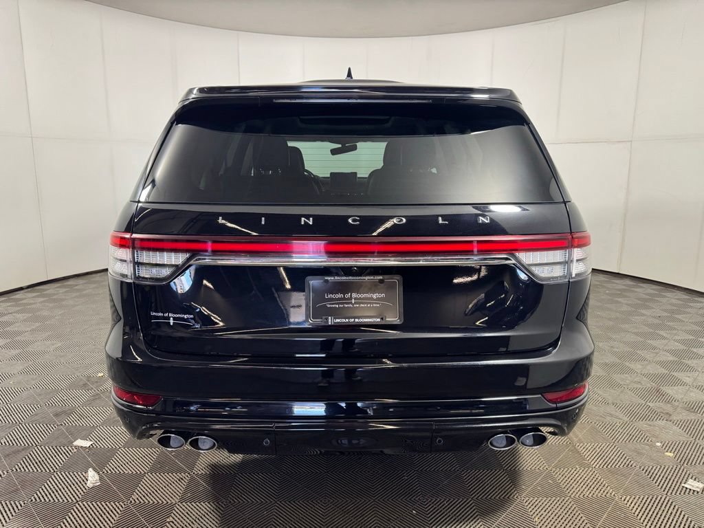 Certified 2023 Lincoln Aviator Grand Touring w/ Equipment Group 301A AWD/4WD image 4