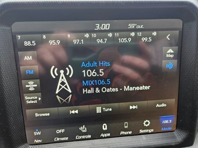 Used 2020 Jeep Wrangler Unlimited Sahara image 19