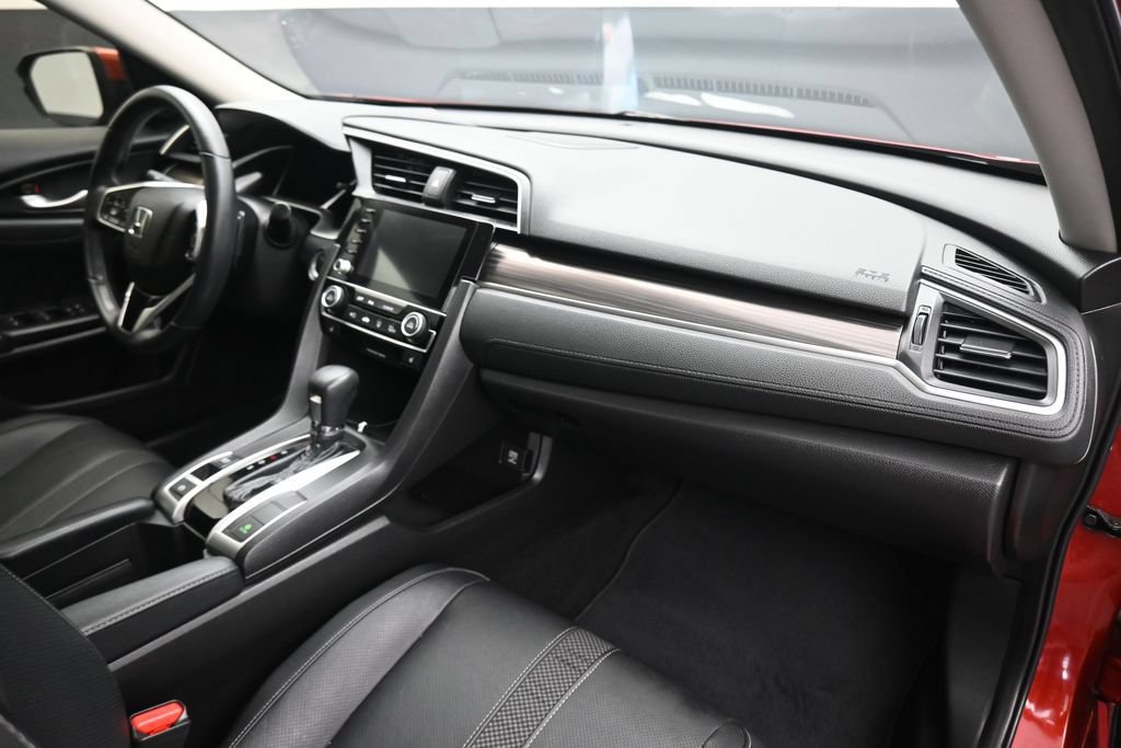 Used 2019 Honda Civic Touring image 47