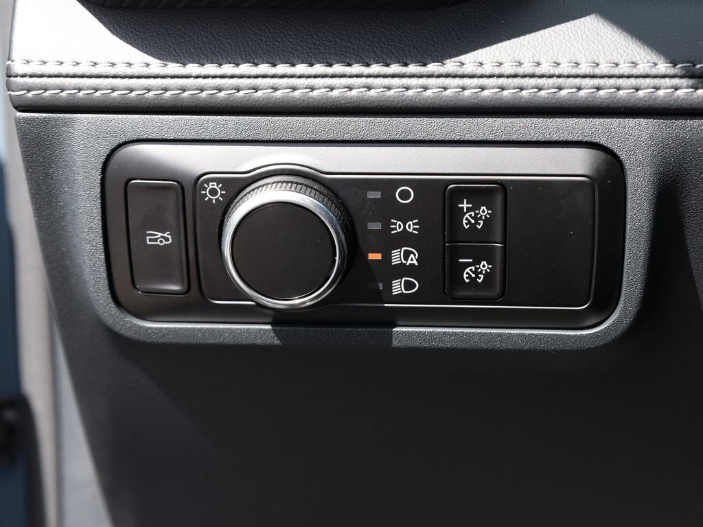 Used 2025 Ford Mustang GT Premium image 32