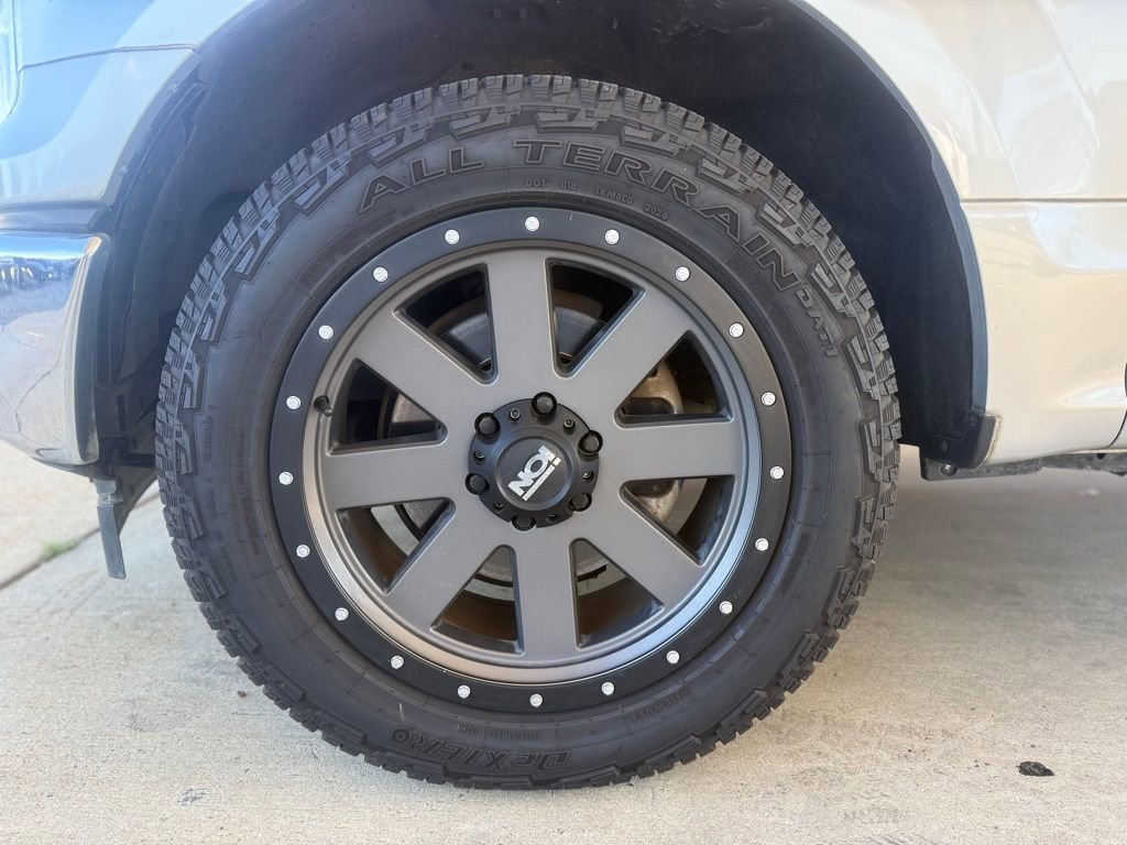 Used 2017 Ford F150 XLT image 12