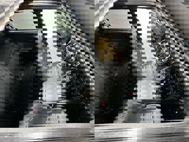 Used 2023 Volkswagen Atlas Cross Sport SE w/ Panoramic Sunroof Package image 6