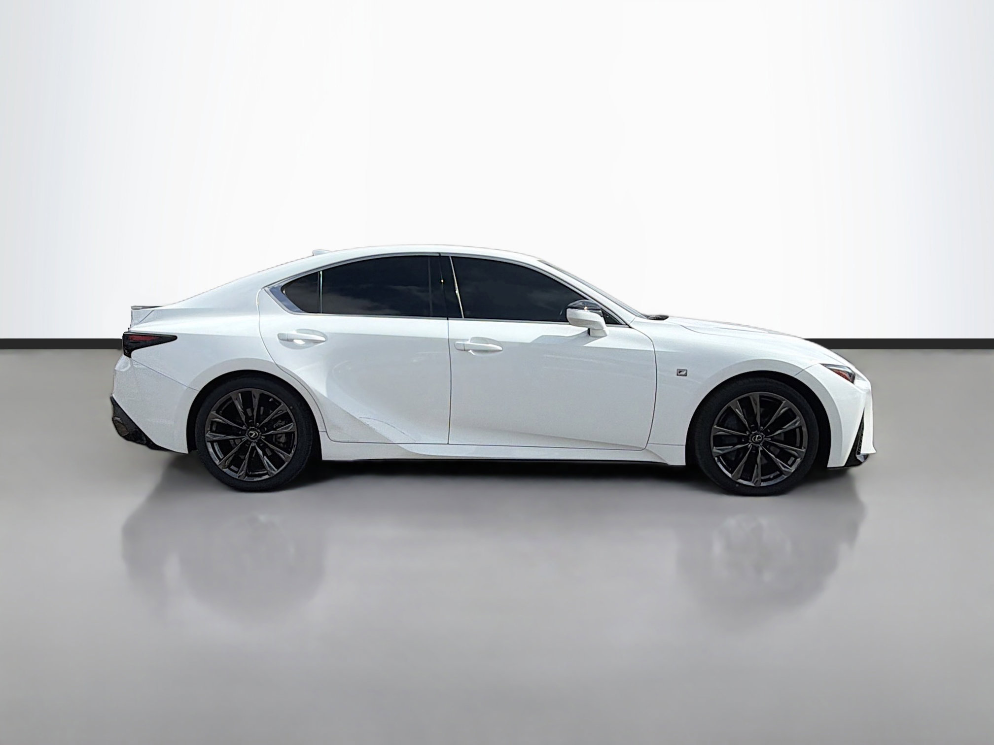 Used 2022 Lexus IS 350 F Sport image 2