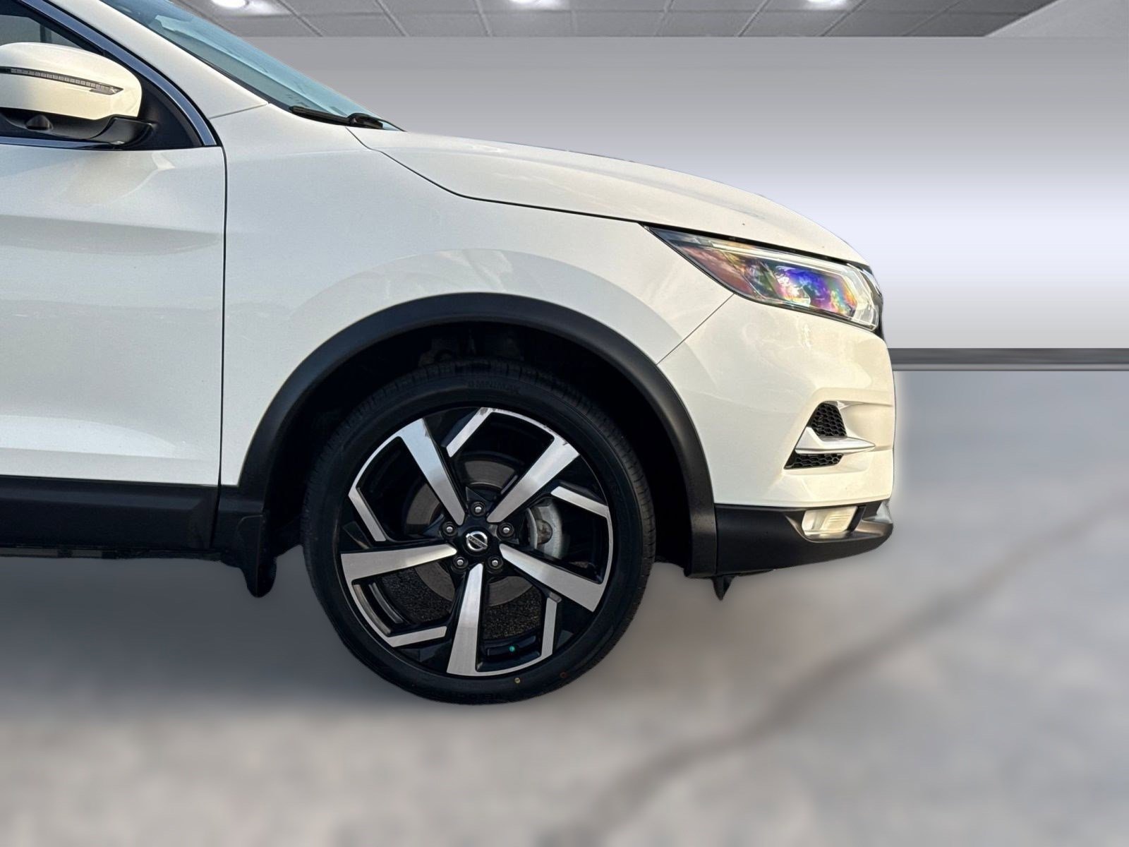 Used 2021 Nissan Rogue Sport SL w/ Premium Package image 10