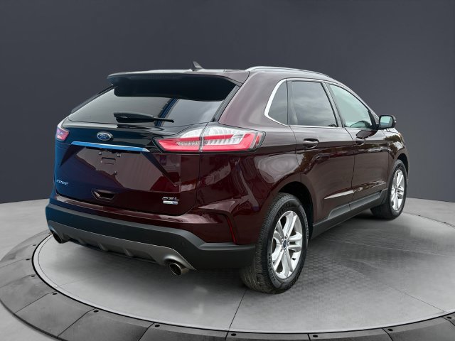 Used 2020 Ford Edge SEL w/ Convenience Package AWD/4WD image 5