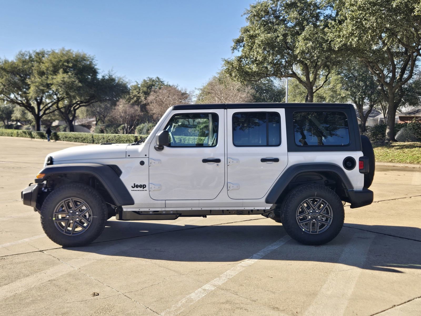 New 2026 Jeep Wrangler Unlimited Sport image 3