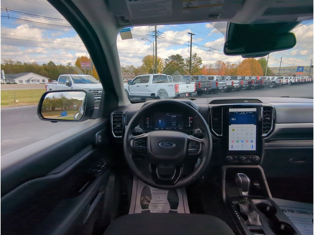 Used 2024 Ford Ranger XLT w/ Technology Package image 14