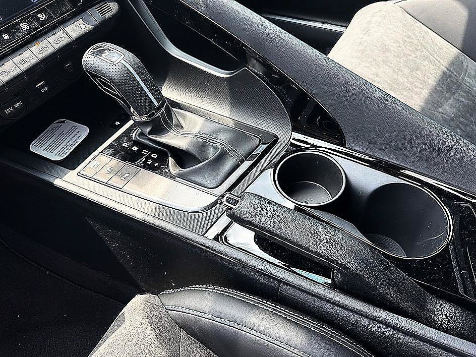 New 2026 Hyundai Elantra N FWD image 10