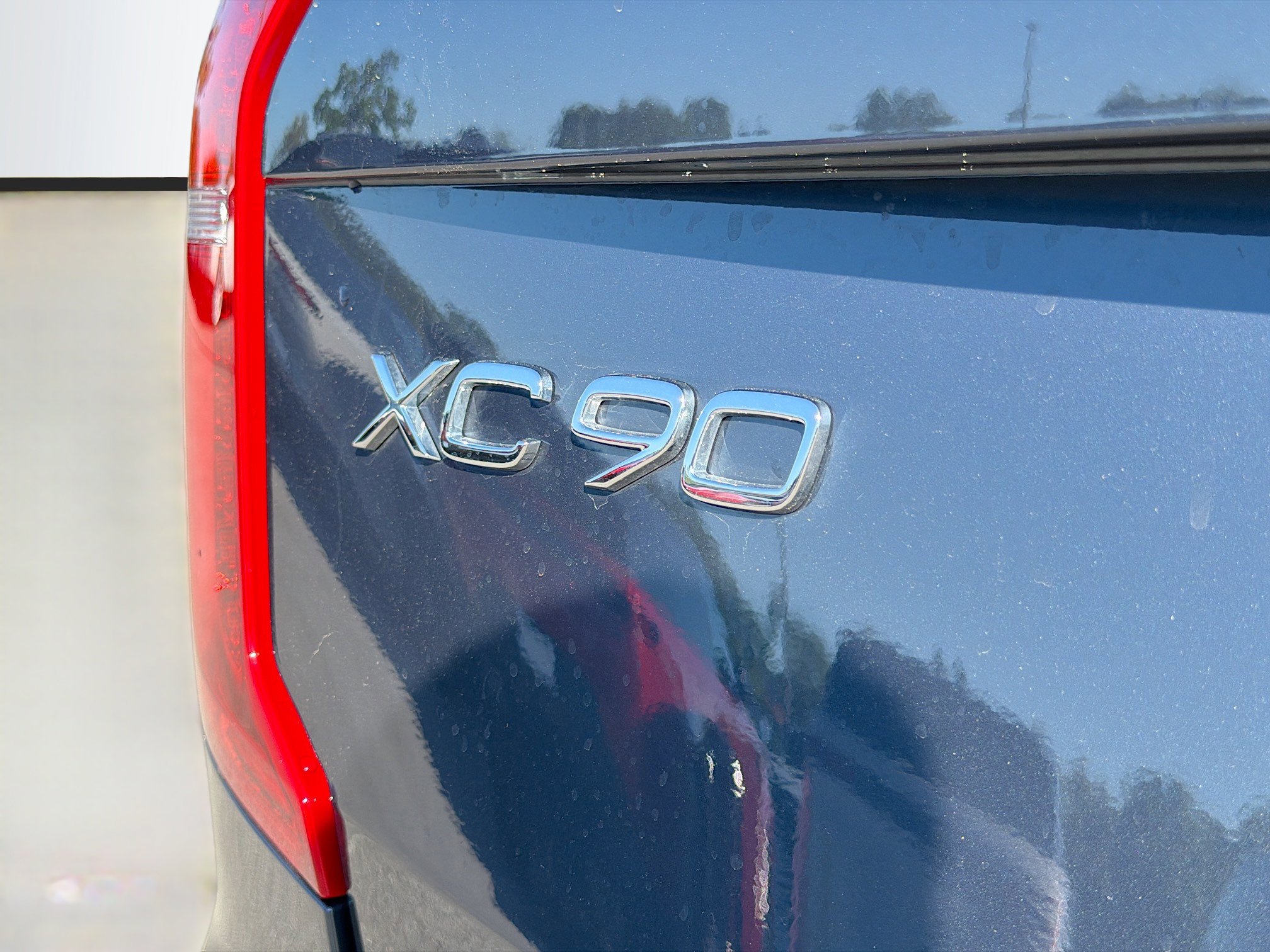 Used 2025 Volvo XC90 B5 Plus w/ Protection Package Premier AWD/4WD image 11