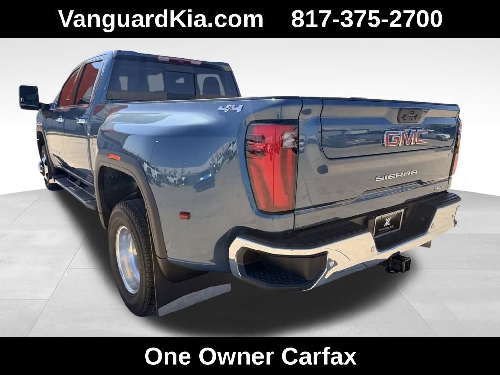Used 2024 GMC Sierra 3500 SLT w/ SLT Convenience Package image 2