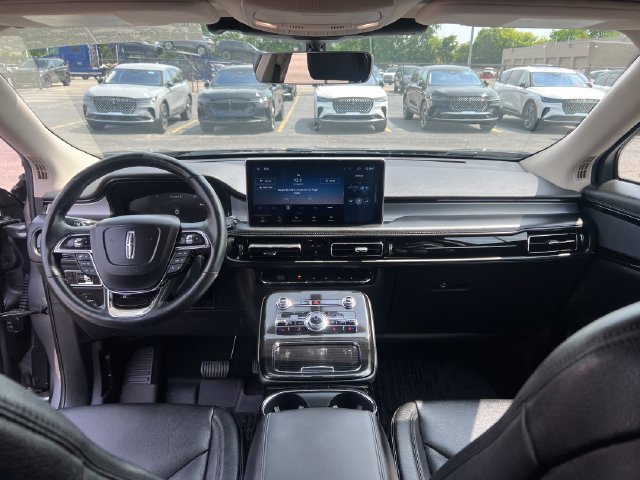 Certified 2023 Lincoln Nautilus AWD image 15