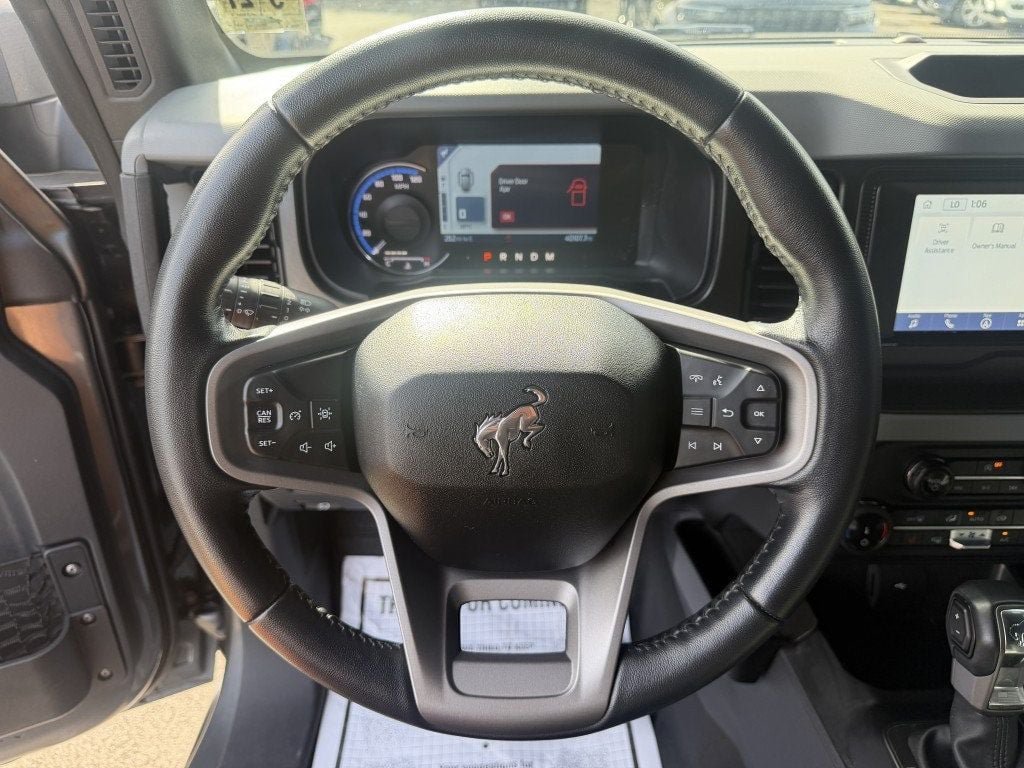 Used 2022 Ford Bronco Black Diamond AWD/4WD image 18