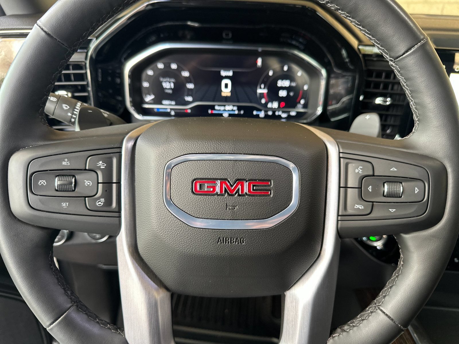 New 2025 GMC Sierra 1500 Elevation w/ Preferred Package AWD/4WD image 23