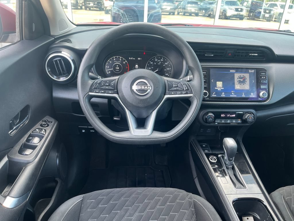 Certified 2022 Nissan Kicks SV FWD image 16