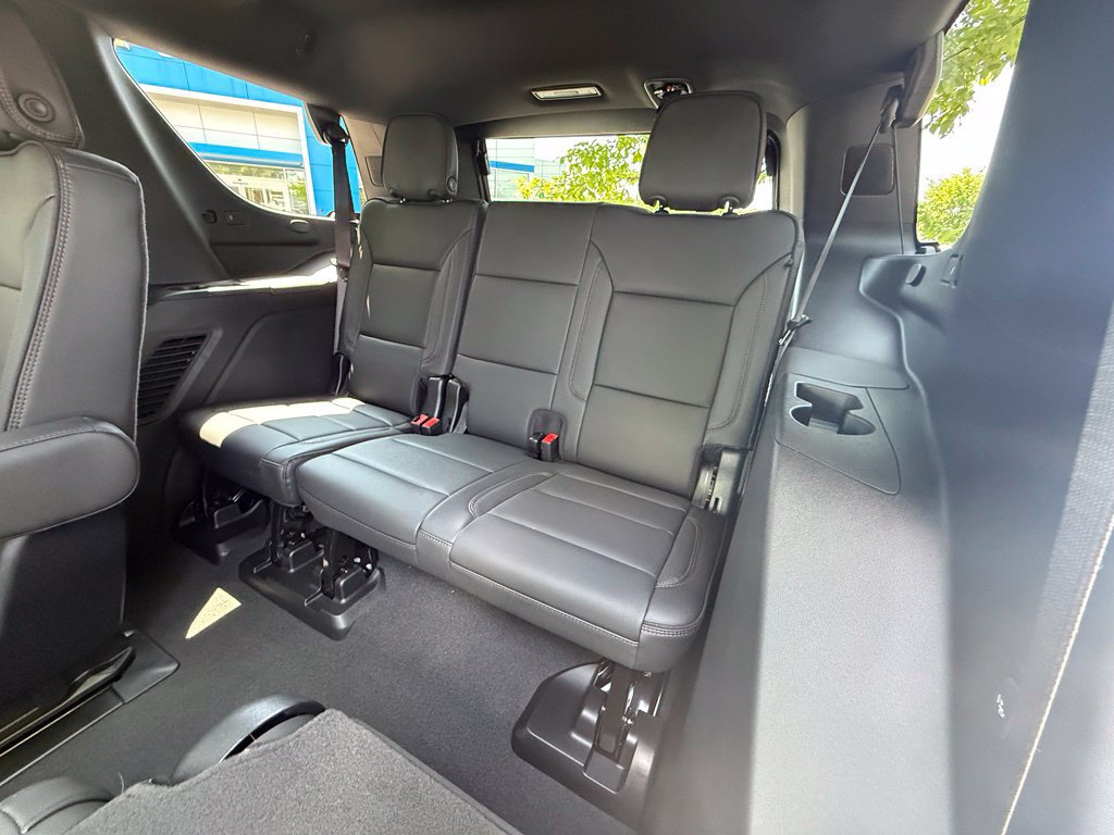 New 2026 Chevrolet Tahoe High Country AWD/4WD image 28