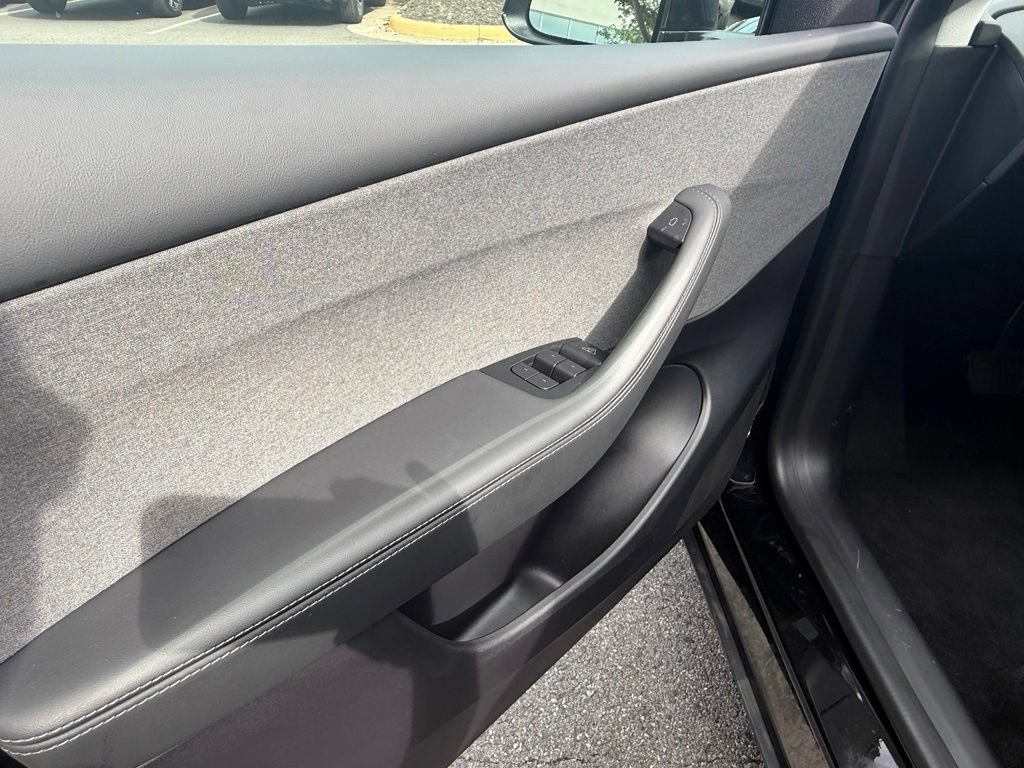 Used 2026 Tesla Model Y 2WD image 20
