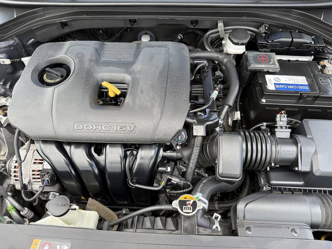 Used 2020 Hyundai Elantra SE FWD image 9