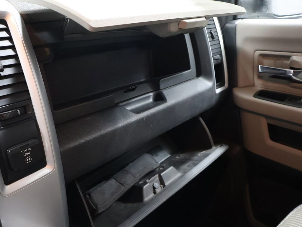 Used 2009 Dodge Ram 1500 Truck SLT w/ Remote Start & Security Group image 29