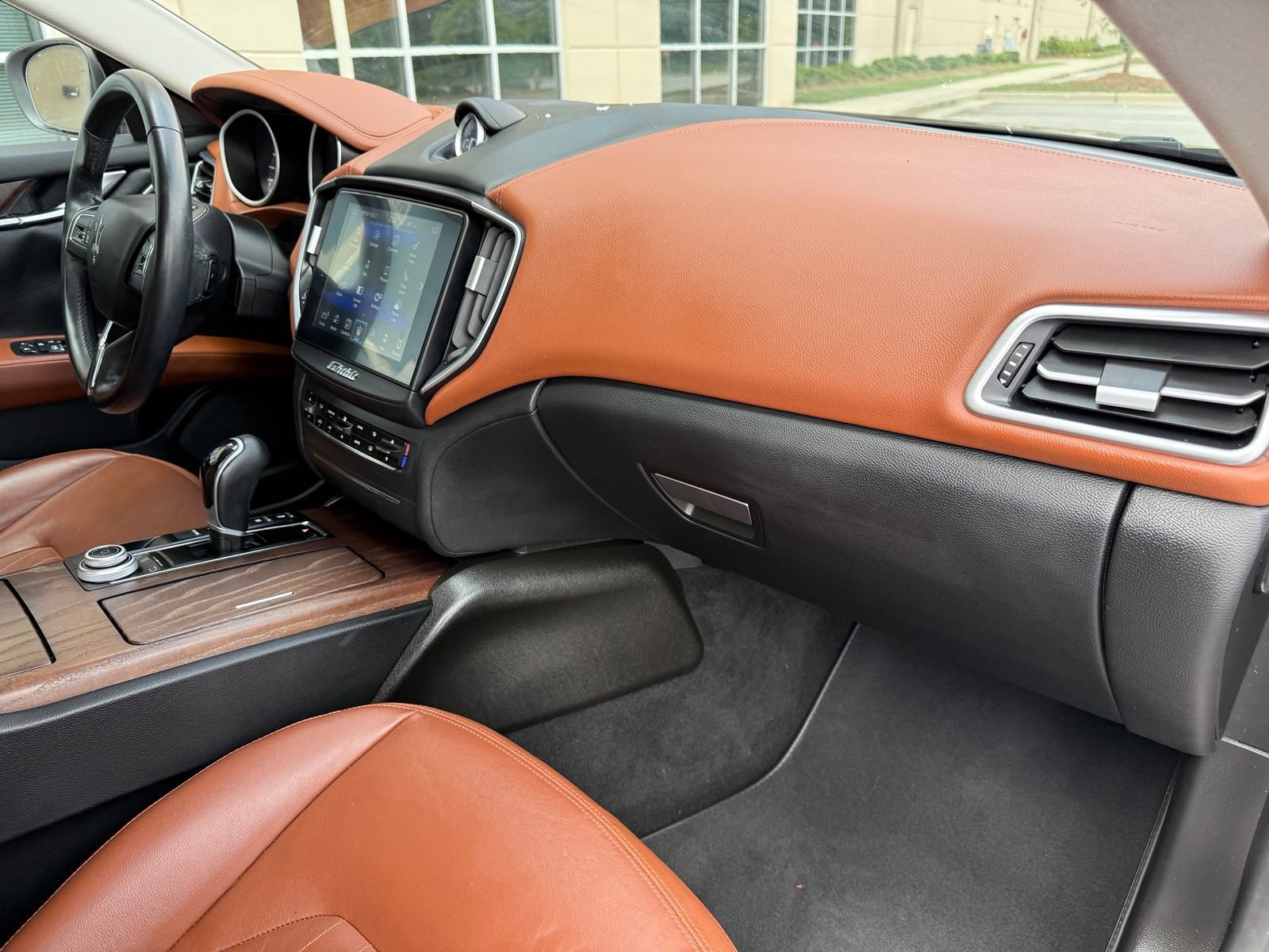 Used 2017 Maserati Ghibli S RWD image 24