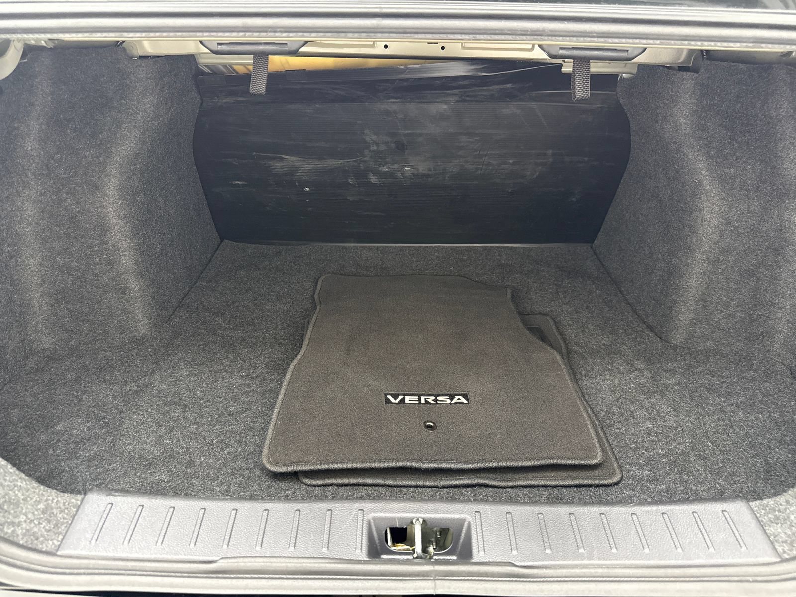 Used 2024 Nissan Versa S w/ Trunk Package FWD image 45