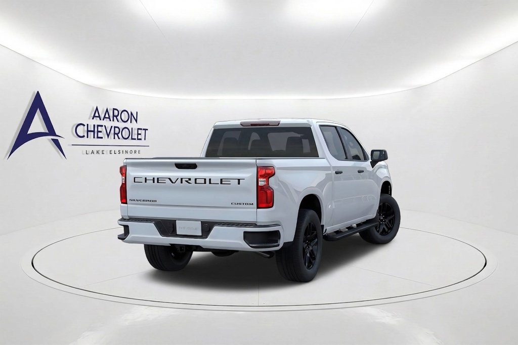 New 2026 Chevrolet Silverado 1500 Custom w/ LPO, Dark Essentials Package RWD image 4