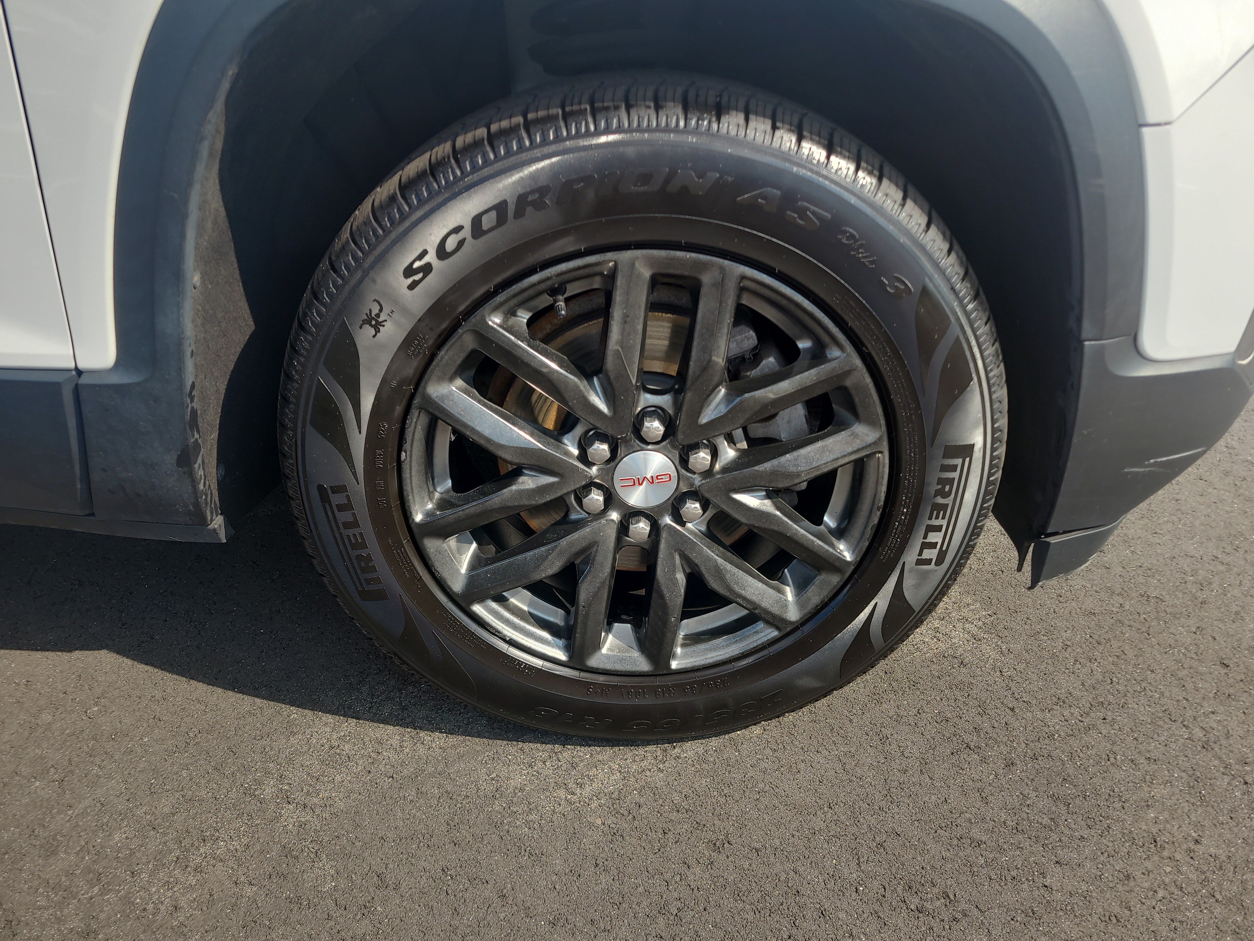 Used 2019 GMC Acadia SLT AWD/4WD image 12