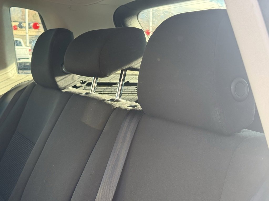 Used 2013 Volkswagen Tiguan S image 24