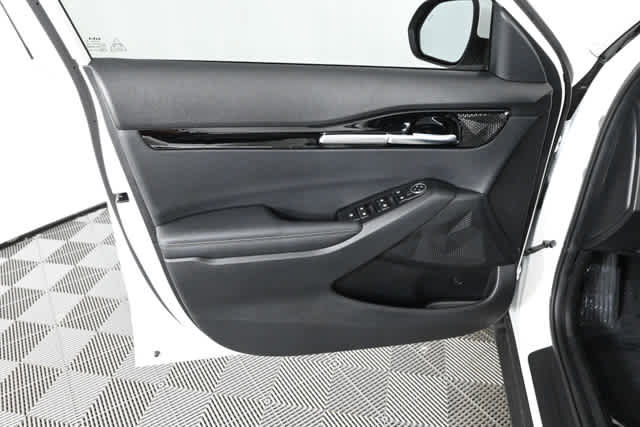 Used 2025 Kia Seltos EX image 18